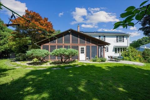 3 Dubiel Dr, Worcester, MA 01609 photo 2