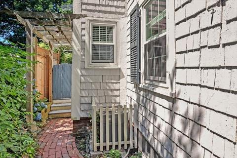 16 Bank Ave, Hingham, MA 02043 photo 5