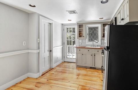 16 Bank Ave, Hingham, MA 02043 photo 7