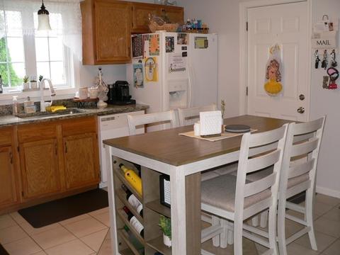 53 Dixfield St, Worcester, MA 01606 photo 3