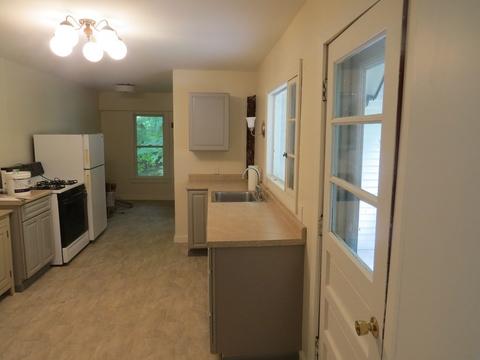 29 Williams St, Williamsburg, MA 01096 photo 4