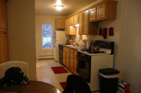29 Williams St, Williamsburg, MA 01096 photo 2