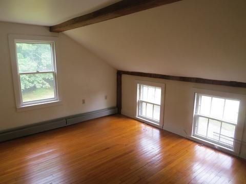 29 Williams St, Williamsburg, MA 01096 photo 10