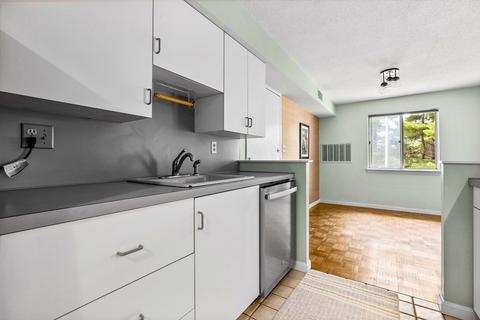 6 Beals Cove Rd #D, Hingham, MA 02043 photo 2