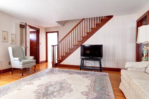 13 Cameron St, Worcester, MA 01604 photo 2