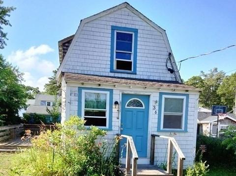 36 Chippewa Dr, Wareham, MA 02532 photo 3