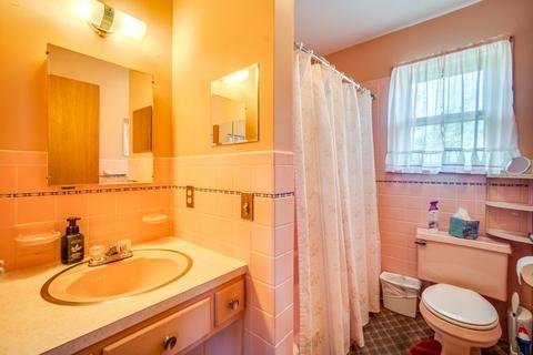 2 Williams St, Ludlow, MA 01056 photo 18