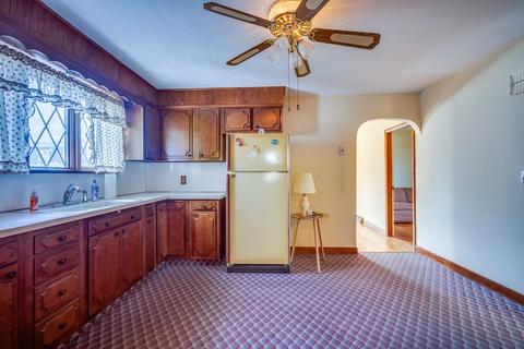 2 Williams St, Ludlow, MA 01056 photo 6