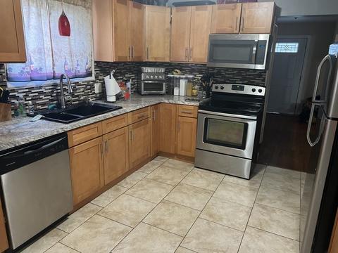 31 Wilton St, Springfield, MA 01109 photo 8
