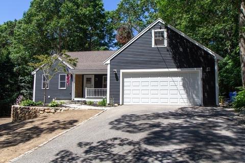 9 Cappawack Rd, Mashpee, MA 02649 photo 2