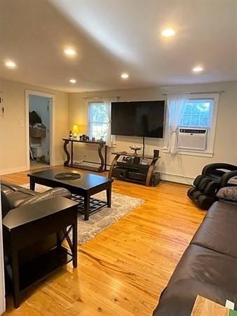 3 Oak St, Barnstable, MA 02601 photo 8