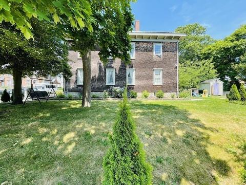 65 Grove St, Fall River, MA 02720 photo 5