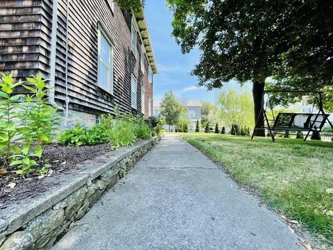 65 Grove St, Fall River, MA 02720 photo 7