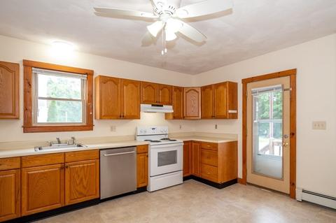 3 Acton St, Maynard, MA 01754 photo 5