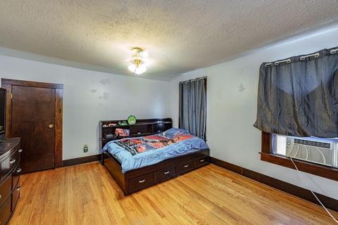 1439 Worcester St, Springfield, MA 01151 photo 11