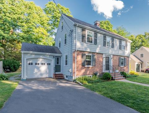70 Maple Pl, Dedham, MA 02026 photo 2
