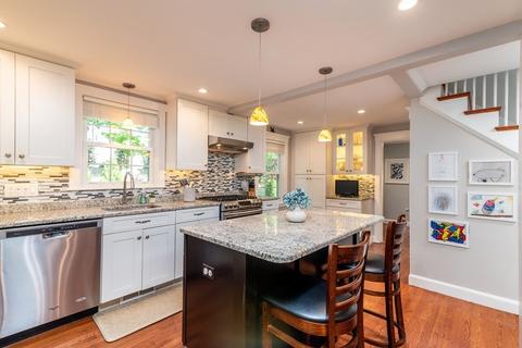 70 Maple Pl, Dedham, MA 02026 photo 4