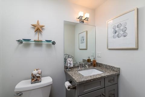70 Maple Pl, Dedham, MA 02026 photo 10
