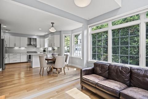 46 Howard St, Reading, MA 01867 photo 9