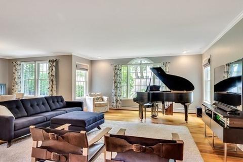 46 Howard St, Reading, MA 01867 photo 13