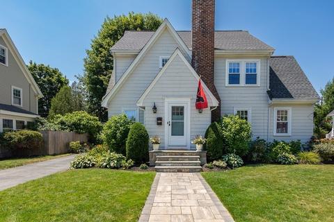 8 Pickwick Rd, Marblehead, MA 01945 photo 1
