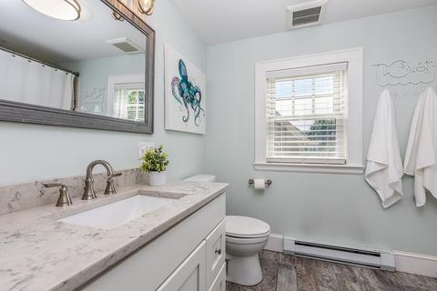 8 Pickwick Rd, Marblehead, MA 01945 photo 21