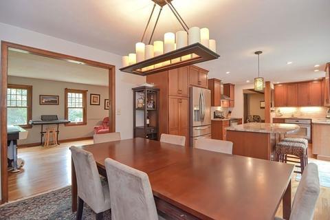 207 North St, Upton, MA 01568 photo 11