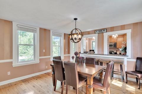 27 Walnut St, Needham, MA 02492 photo 11