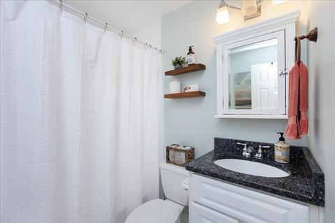 2 Pilgrim Rd, Marblehead, MA 01945 photo 23
