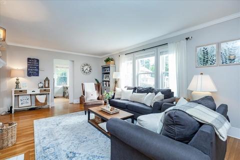 2 Pilgrim Rd, Marblehead, MA 01945 photo 13