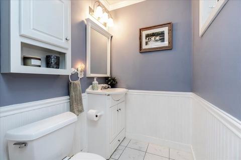 2 Pilgrim Rd, Marblehead, MA 01945 photo 19