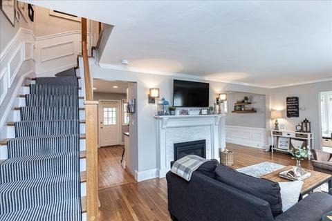 2 Pilgrim Rd, Marblehead, MA 01945 photo 15