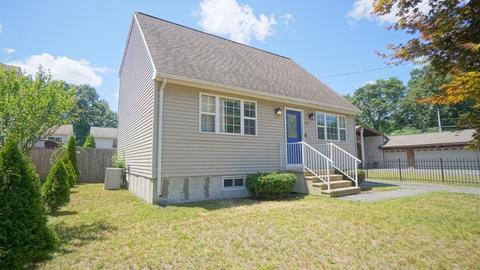 142 Avery St, Springfield, MA 01119 photo 2