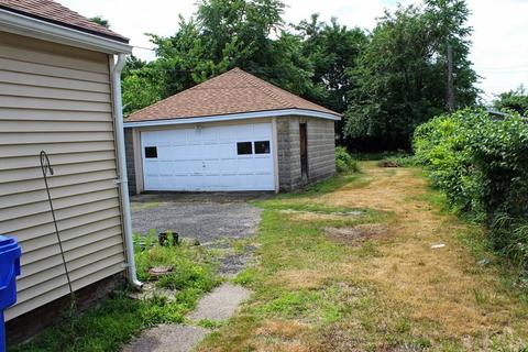 21 Ashley St, Springfield, MA 01105 photo 18