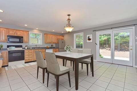 21 Douglas Rd, Webster, MA 01570 photo 9