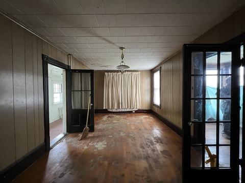 7 Spring, Ware, MA 01082 photo 5