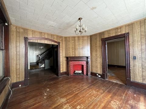 7 Spring, Ware, MA 01082 photo 3