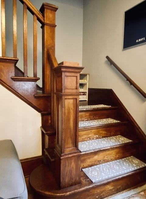 9 W Green St, Easthampton, MA 01027 photo 18