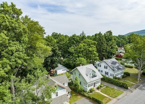 9 W Green St, Easthampton, MA 01027 photo 28