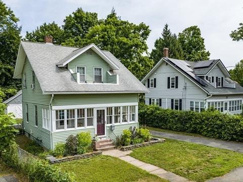 9 W Green St, Easthampton, MA 01027 photo 5