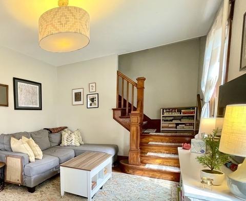 9 W Green St, Easthampton, MA 01027 photo 7