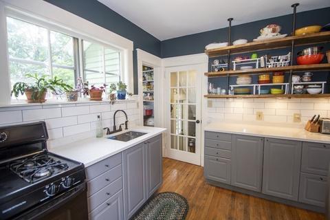 9 W Green St, Easthampton, MA 01027 photo 15