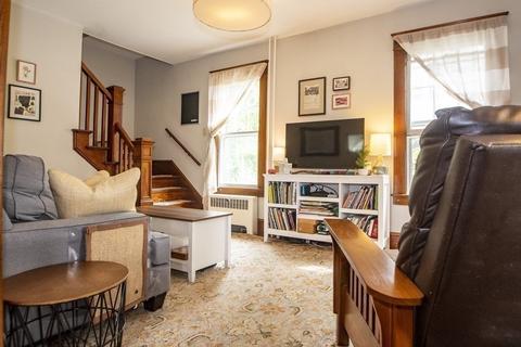 9 W Green St, Easthampton, MA 01027 photo 9
