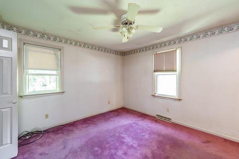 410 Holcomb Rd, Springfield, MA 01118 photo 28