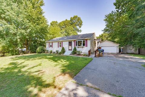 410 Holcomb Rd, Springfield, MA 01118 photo 2