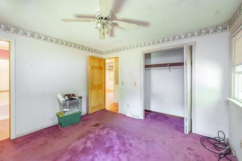 410 Holcomb Rd, Springfield, MA 01118 photo 29