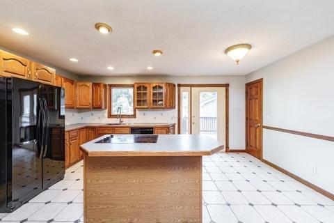 410 Holcomb Rd, Springfield, MA 01118 photo 23