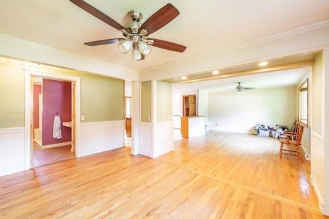 410 Holcomb Rd, Springfield, MA 01118 photo 12