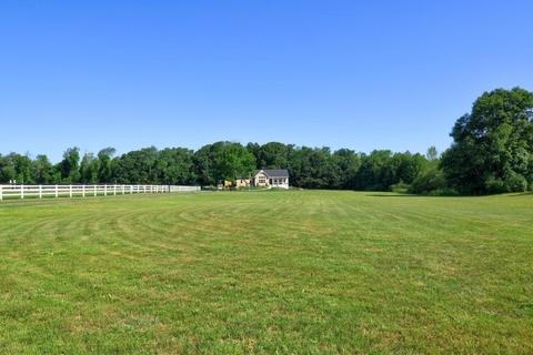 480 Boston Rd, Sutton, MA 01590 photo 4