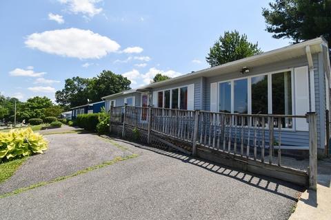 47 Aspen Rd, Springfield, MA 01128 photo 3